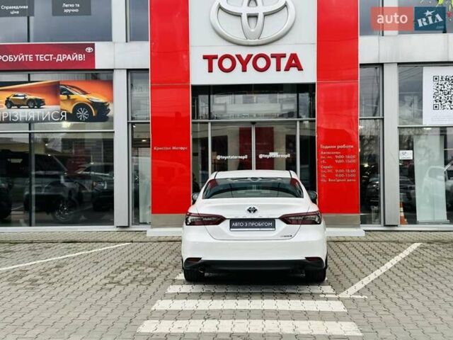 Білий Тойота Камрі, об'ємом двигуна 2.49 л та пробігом 54 тис. км за 38516 $, фото 3 на Automoto.ua