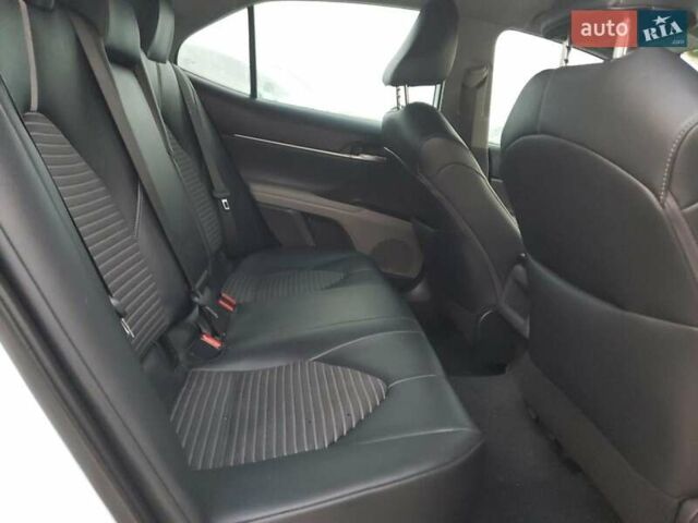Білий Тойота Камрі, об'ємом двигуна 2.49 л та пробігом 38 тис. км за 10500 $, фото 9 на Automoto.ua