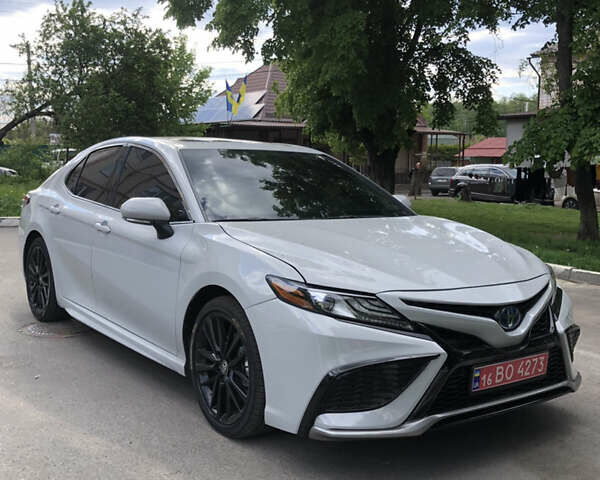 Білий Тойота Камрі, об'ємом двигуна 2.5 л та пробігом 2 тис. км за 44000 $, фото 3 на Automoto.ua