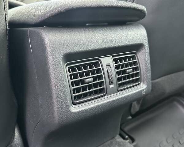 Білий Тойота Камрі, об'ємом двигуна 2.49 л та пробігом 24 тис. км за 33999 $, фото 29 на Automoto.ua