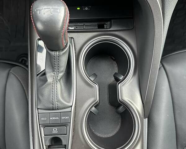 Білий Тойота Камрі, об'ємом двигуна 2.49 л та пробігом 24 тис. км за 36000 $, фото 29 на Automoto.ua