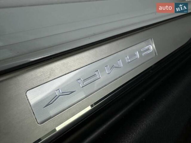 Білий Тойота Камрі, об'ємом двигуна 2.49 л та пробігом 24 тис. км за 33999 $, фото 35 на Automoto.ua