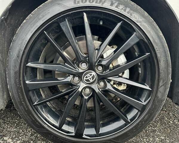 Білий Тойота Камрі, об'ємом двигуна 2.49 л та пробігом 24 тис. км за 36000 $, фото 6 на Automoto.ua