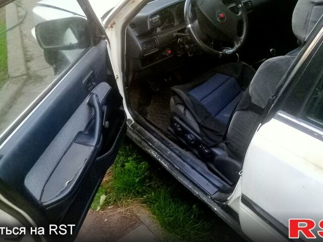 Белый Тойота Камри, объемом двигателя 2 л и пробегом 0 тыс. км за 470 $, фото 7 на Automoto.ua