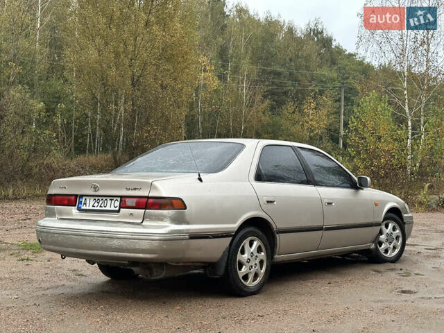 Бежевий Тойота Камрі, об'ємом двигуна 3 л та пробігом 360 тис. км за 2500 $, фото 6 на Automoto.ua