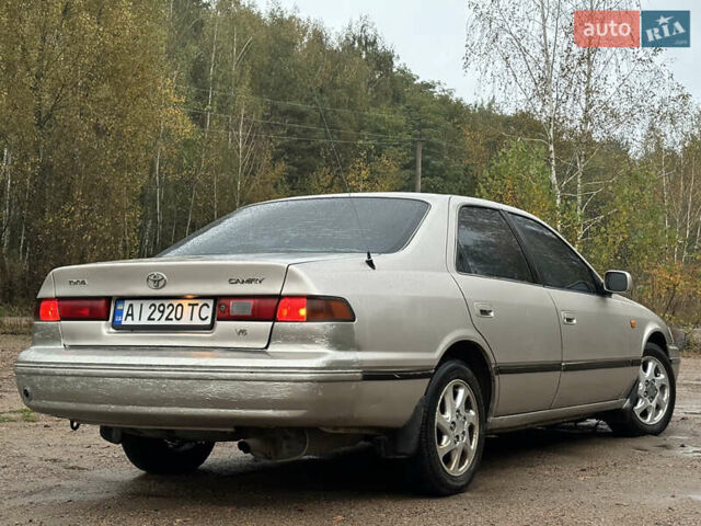 Бежевий Тойота Камрі, об'ємом двигуна 3 л та пробігом 360 тис. км за 2500 $, фото 9 на Automoto.ua