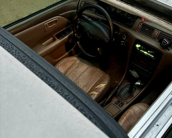 Бежевий Тойота Камрі, об'ємом двигуна 3 л та пробігом 360 тис. км за 2500 $, фото 21 на Automoto.ua