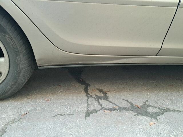 Бежевий Тойота Камрі, об'ємом двигуна 2.4 л та пробігом 300 тис. км за 5200 $, фото 3 на Automoto.ua