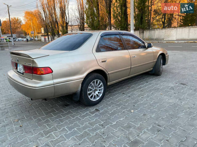 Бежевый Тойота Камри, объемом двигателя 2.2 л и пробегом 250 тыс. км за 2999 $, фото 2 на Automoto.ua