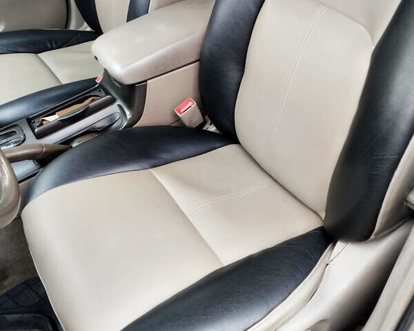 Бежевий Тойота Камрі, об'ємом двигуна 2.4 л та пробігом 290 тис. км за 5800 $, фото 15 на Automoto.ua