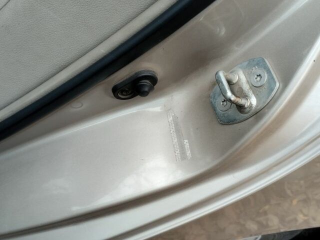 Бежевый Тойота Камри, объемом двигателя 2.4 л и пробегом 290 тыс. км за 5800 $, фото 9 на Automoto.ua