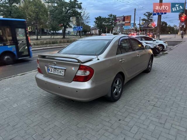 Бежевый Тойота Камри, объемом двигателя 3 л и пробегом 384 тыс. км за 4700 $, фото 6 на Automoto.ua