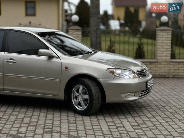 Бежевый Тойота Камри, объемом двигателя 2.4 л и пробегом 354 тыс. км за 4900 $, фото 8 на Automoto.ua