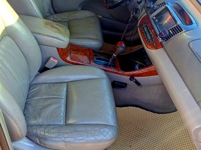 Бежевый Тойота Камри, объемом двигателя 2.4 л и пробегом 266 тыс. км за 5500 $, фото 7 на Automoto.ua