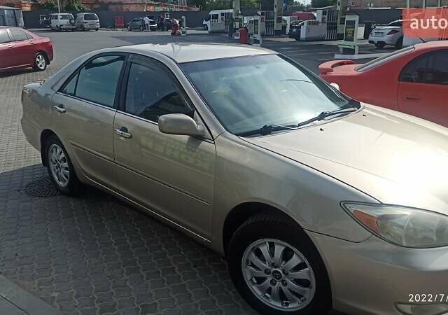 Бежевий Тойота Камрі, об'ємом двигуна 2.4 л та пробігом 200 тис. км за 7200 $, фото 1 на Automoto.ua