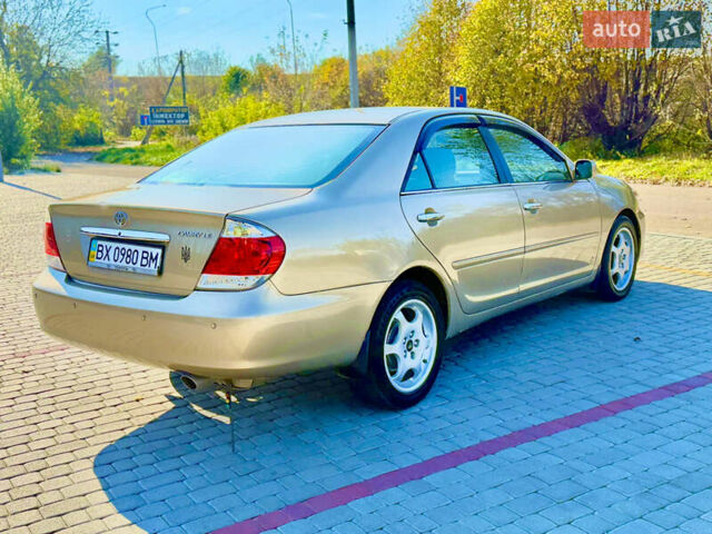 Бежевий Тойота Камрі, об'ємом двигуна 2.36 л та пробігом 122 тис. км за 5750 $, фото 4 на Automoto.ua