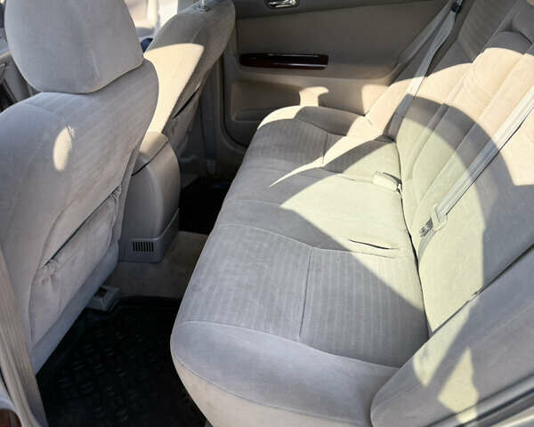Бежевий Тойота Камрі, об'ємом двигуна 2.36 л та пробігом 122 тис. км за 5750 $, фото 19 на Automoto.ua