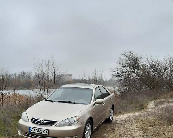 Бежевий Тойота Камрі, об'ємом двигуна 2.4 л та пробігом 299 тис. км за 6400 $, фото 20 на Automoto.ua