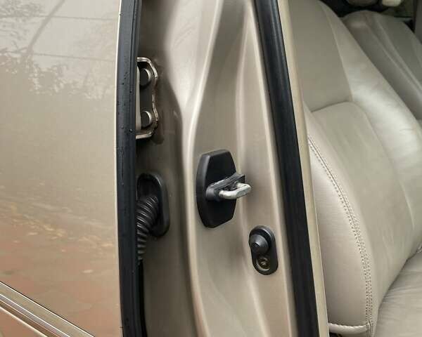 Бежевый Тойота Камри, объемом двигателя 2.4 л и пробегом 434 тыс. км за 7700 $, фото 17 на Automoto.ua