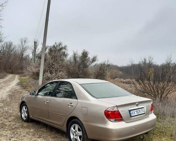 Бежевий Тойота Камрі, об'ємом двигуна 2.4 л та пробігом 299 тис. км за 6400 $, фото 17 на Automoto.ua