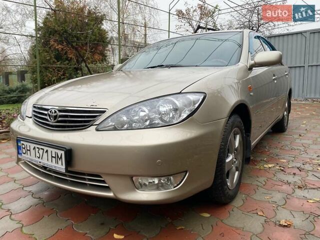 Бежевый Тойота Камри, объемом двигателя 2.4 л и пробегом 434 тыс. км за 7700 $, фото 3 на Automoto.ua