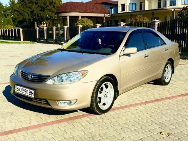 Бежевий Тойота Камрі, об'ємом двигуна 2.4 л та пробігом 122 тис. км за 5999 $, фото 4 на Automoto.ua