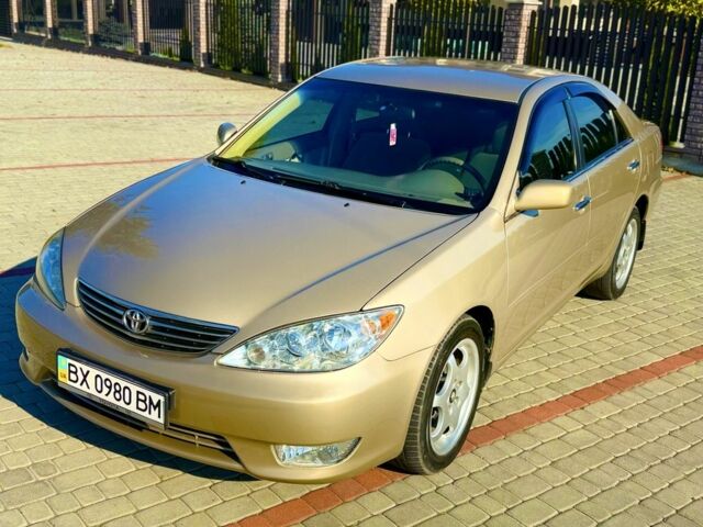 Бежевий Тойота Камрі, об'ємом двигуна 2.4 л та пробігом 122 тис. км за 5999 $, фото 3 на Automoto.ua