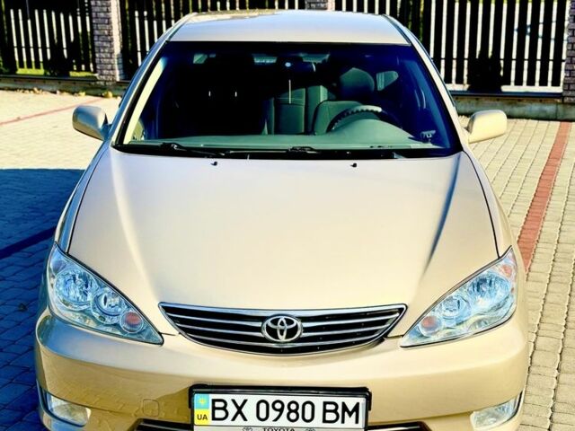 Бежевий Тойота Камрі, об'ємом двигуна 2.4 л та пробігом 122 тис. км за 5999 $, фото 1 на Automoto.ua