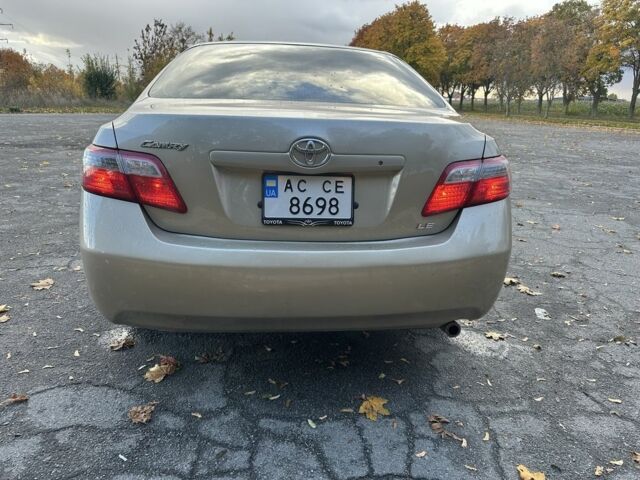 Бежевий Тойота Камрі, об'ємом двигуна 2.4 л та пробігом 147 тис. км за 8800 $, фото 9 на Automoto.ua