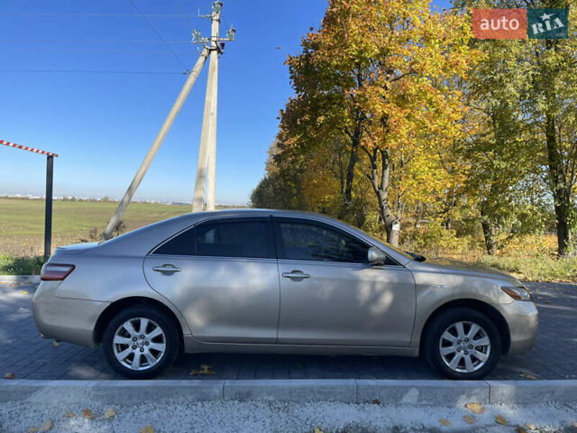 Бежевий Тойота Камрі, об'ємом двигуна 3.5 л та пробігом 262 тис. км за 7990 $, фото 5 на Automoto.ua