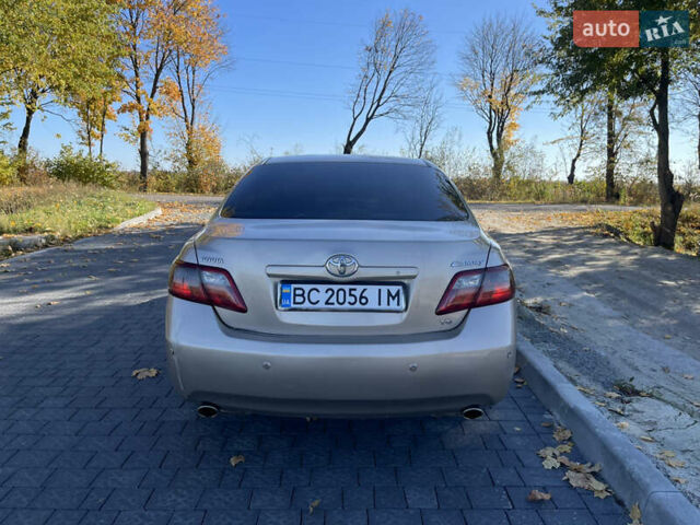 Бежевий Тойота Камрі, об'ємом двигуна 3.5 л та пробігом 262 тис. км за 7990 $, фото 6 на Automoto.ua