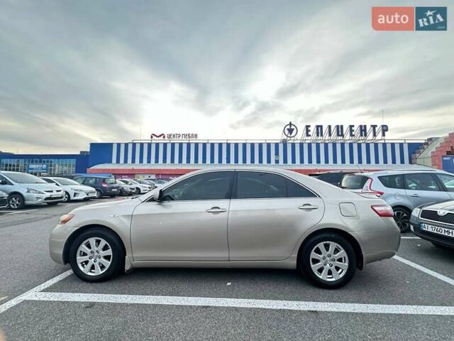 Бежевий Тойота Камрі, об'ємом двигуна 3.46 л та пробігом 270 тис. км за 8500 $, фото 1 на Automoto.ua