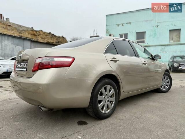 Бежевый Тойота Камри, объемом двигателя 3.5 л и пробегом 187 тыс. км за 8999 $, фото 12 на Automoto.ua