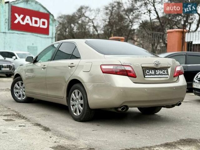 Бежевый Тойота Камри, объемом двигателя 3.5 л и пробегом 187 тыс. км за 8999 $, фото 7 на Automoto.ua