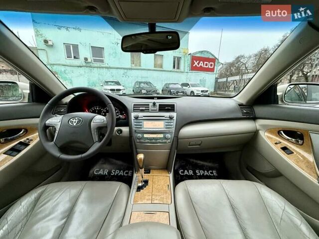 Бежевый Тойота Камри, объемом двигателя 3.5 л и пробегом 187 тыс. км за 8999 $, фото 16 на Automoto.ua