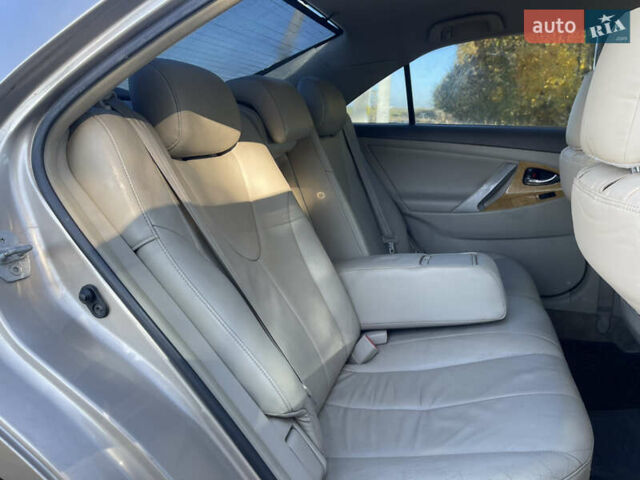 Бежевий Тойота Камрі, об'ємом двигуна 3.5 л та пробігом 262 тис. км за 7990 $, фото 17 на Automoto.ua