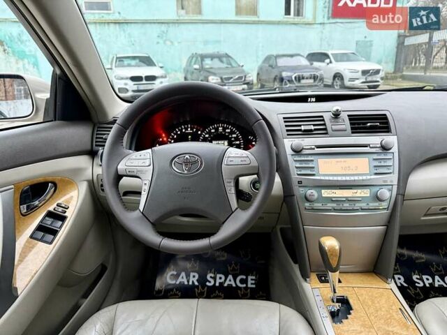 Бежевый Тойота Камри, объемом двигателя 3.5 л и пробегом 187 тыс. км за 8999 $, фото 21 на Automoto.ua