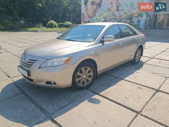Бежевий Тойота Камрі, об'ємом двигуна 3.46 л та пробігом 153 тис. км за 12700 $, фото 2 на Automoto.ua