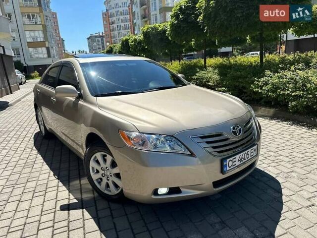 Бежевый Тойота Камри, объемом двигателя 3.5 л и пробегом 250 тыс. км за 8700 $, фото 1 на Automoto.ua