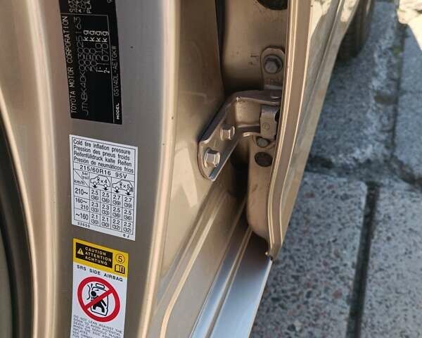 Бежевий Тойота Камрі, об'ємом двигуна 3.46 л та пробігом 153 тис. км за 12700 $, фото 17 на Automoto.ua