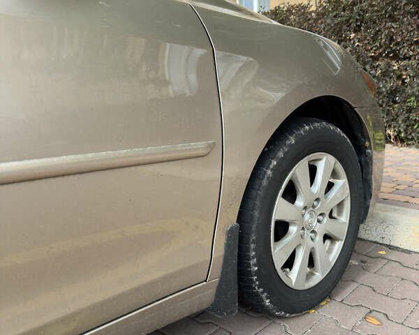 Бежевий Тойота Камрі, об'ємом двигуна 2.4 л та пробігом 232 тис. км за 8199 $, фото 16 на Automoto.ua