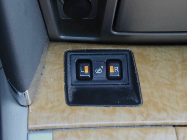 Бежевый Тойота Камри, объемом двигателя 3.5 л и пробегом 170 тыс. км за 7999 $, фото 13 на Automoto.ua