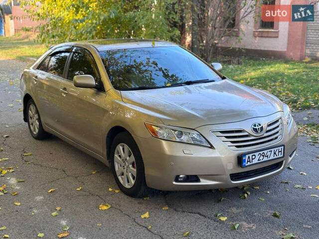 Бежевий Тойота Камрі, об'ємом двигуна 3.46 л та пробігом 289 тис. км за 6200 $, фото 2 на Automoto.ua