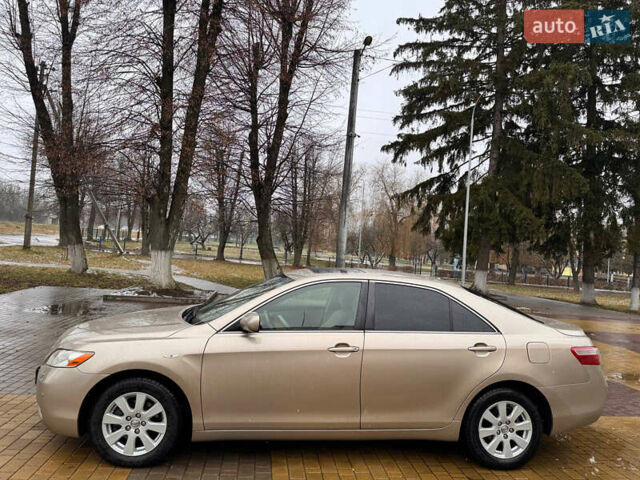 Бежевый Тойота Камри, объемом двигателя 2.36 л и пробегом 287 тыс. км за 7750 $, фото 14 на Automoto.ua