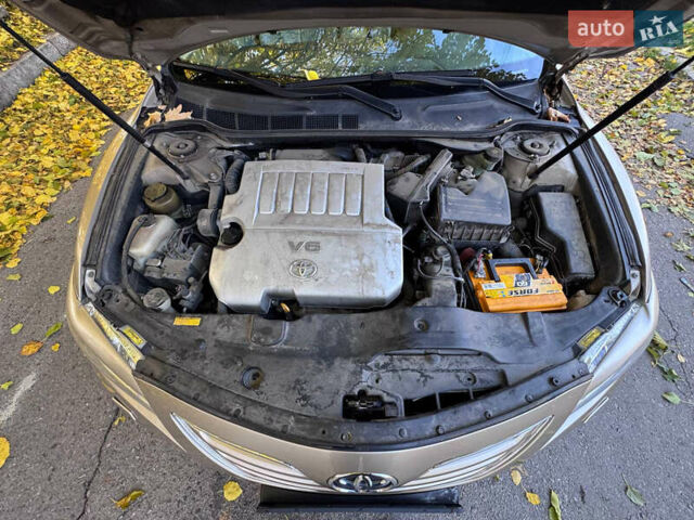 Бежевий Тойота Камрі, об'ємом двигуна 3.46 л та пробігом 289 тис. км за 6200 $, фото 11 на Automoto.ua