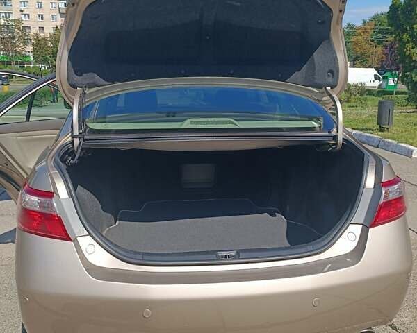 Бежевий Тойота Камрі, об'ємом двигуна 3.46 л та пробігом 153 тис. км за 12700 $, фото 27 на Automoto.ua