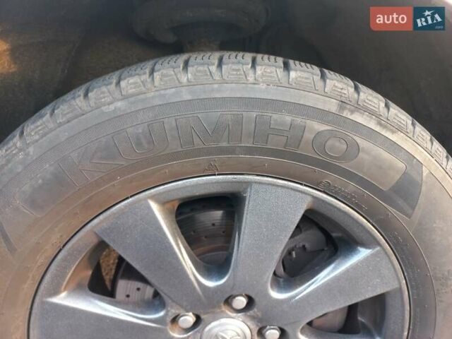 Бежевий Тойота Камрі, об'ємом двигуна 3.46 л та пробігом 228 тис. км за 10400 $, фото 6 на Automoto.ua