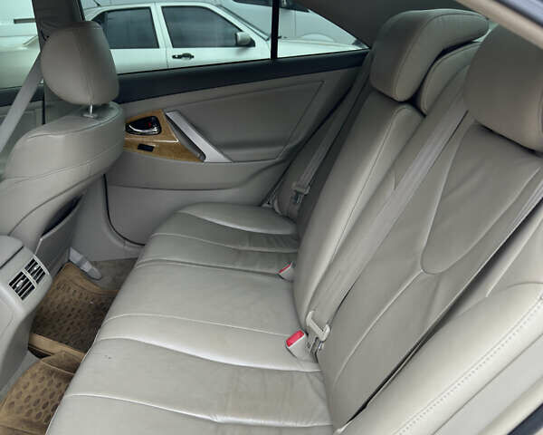 Бежевий Тойота Камрі, об'ємом двигуна 2.4 л та пробігом 232 тис. км за 8199 $, фото 26 на Automoto.ua