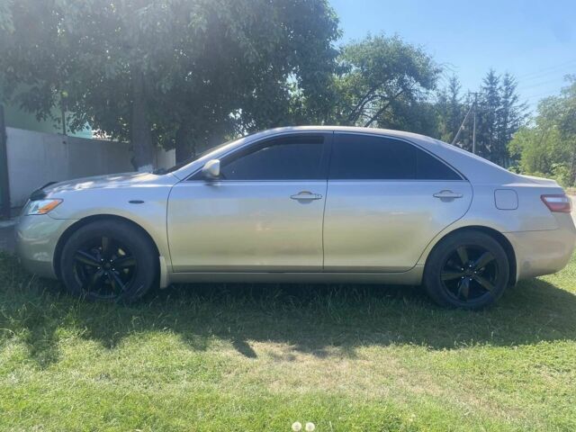 Бежевый Тойота Камри, объемом двигателя 2.4 л и пробегом 205 тыс. км за 7400 $, фото 3 на Automoto.ua