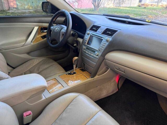 Бежевий Тойота Камрі, об'ємом двигуна 3.5 л та пробігом 289 тис. км за 6200 $, фото 8 на Automoto.ua